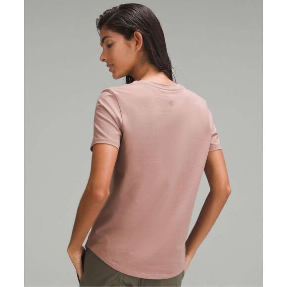 Lululemon Love V-Neck T-Shirt Twilight Rose - Picture 4 of 8